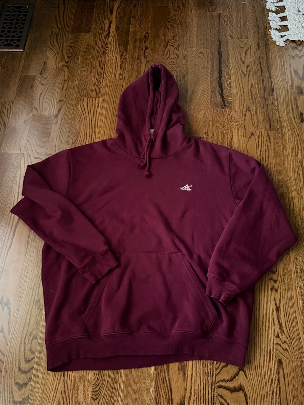 adidas burgandy hoodie with kangaroo pocket xl